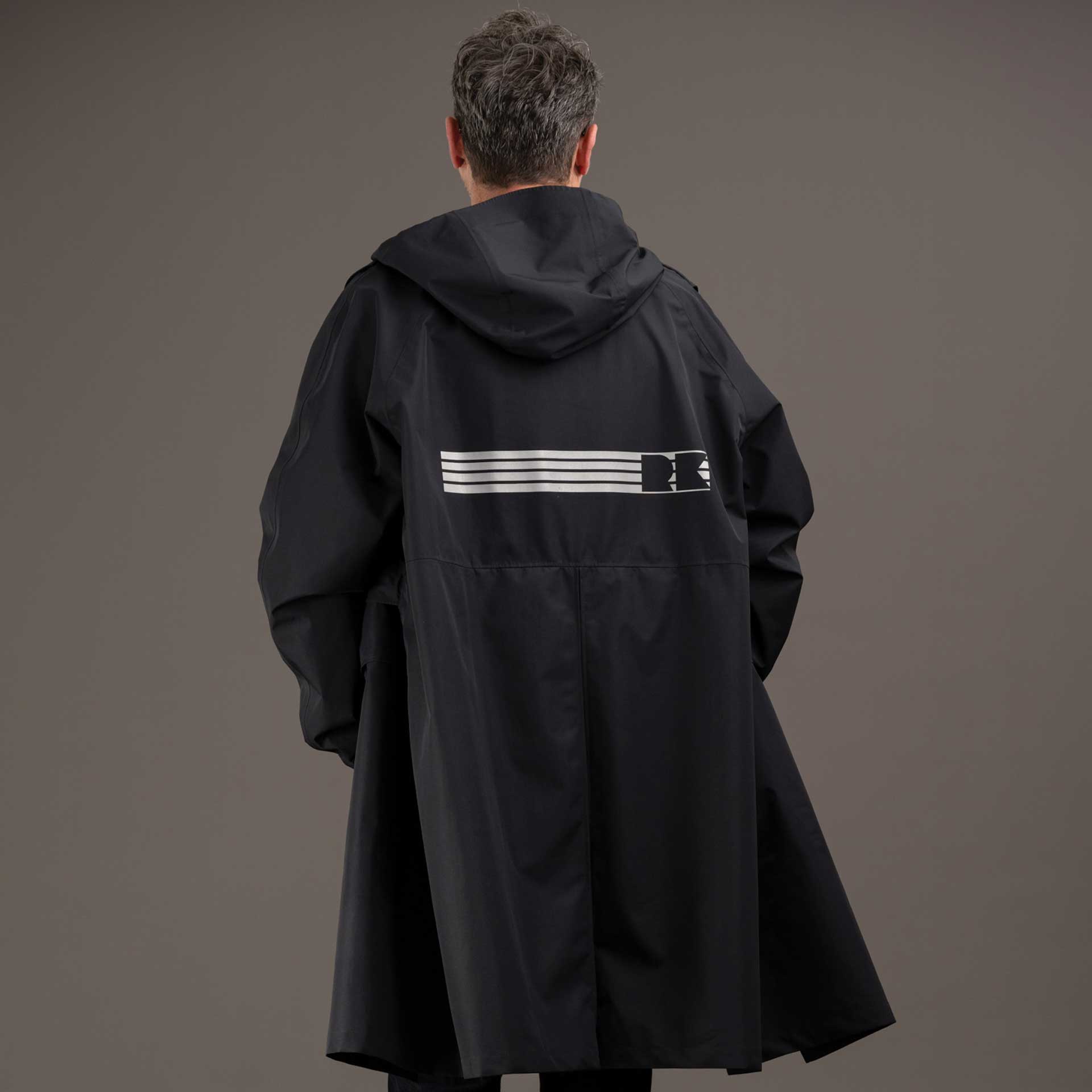 détail pli creux effet cape de pluie aisance trench noir rekis visibilité réfléchissant