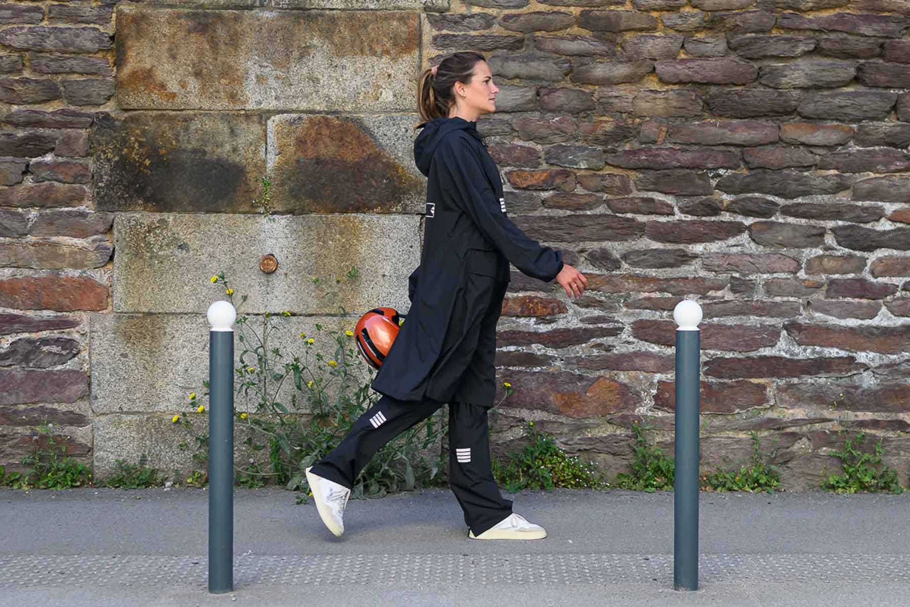 trench femme vélo noir protection pluie jambes rekis