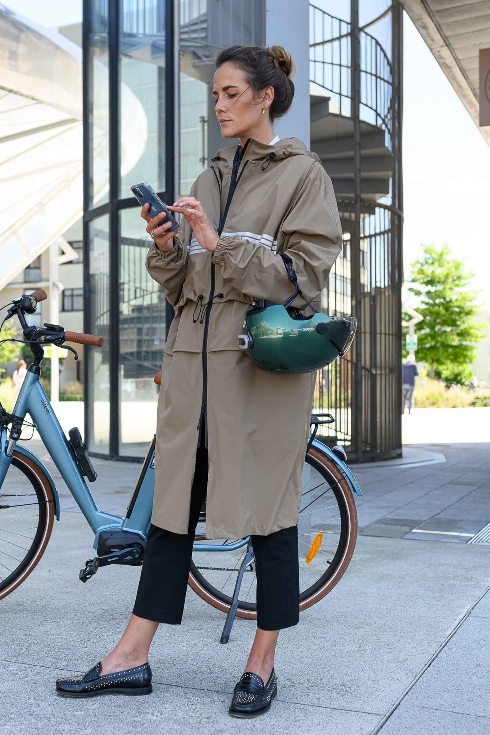 parka vélo pour femme camel rekis prtection pluie et visibilité 
